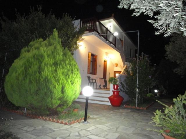 Liossis Rooms & Apartments Skopelos Extérieur photo