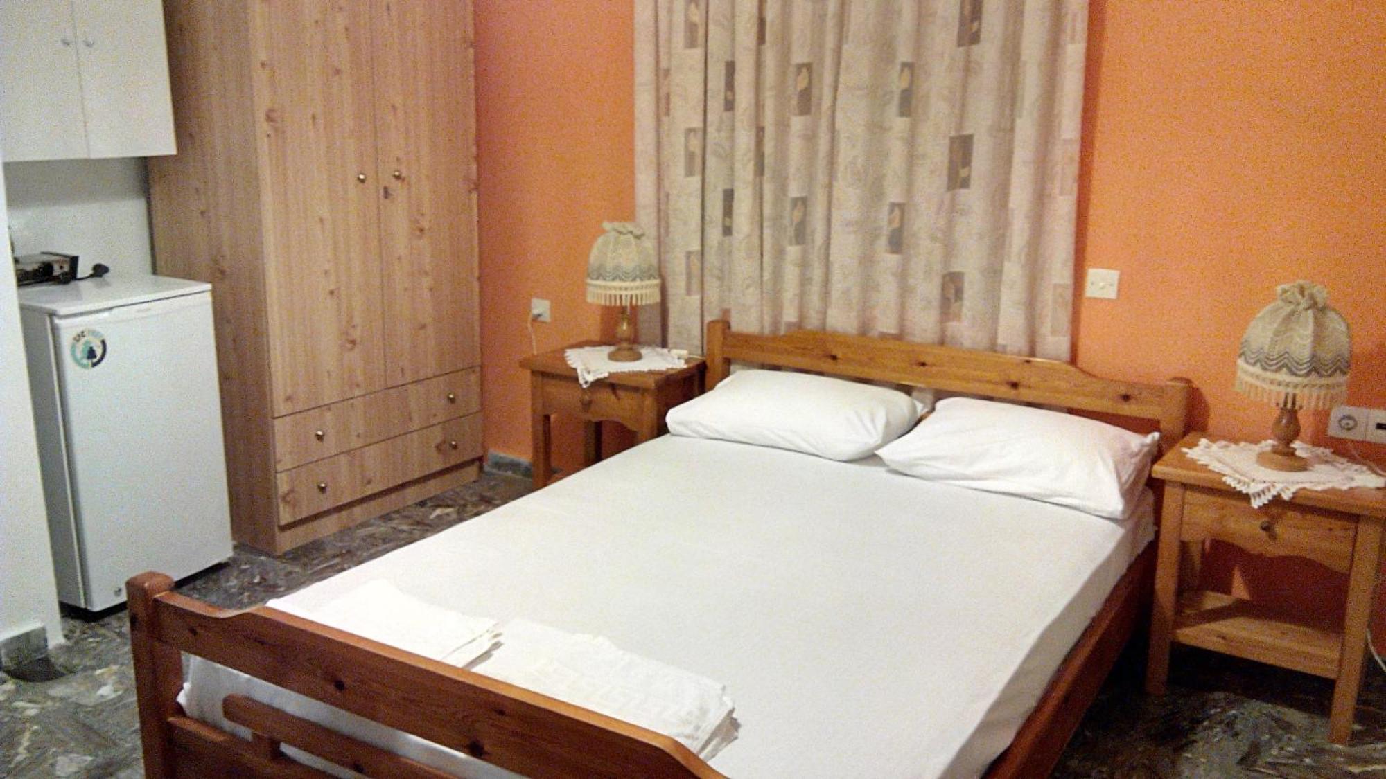 Liossis Rooms & Apartments Skopelos Chambre photo